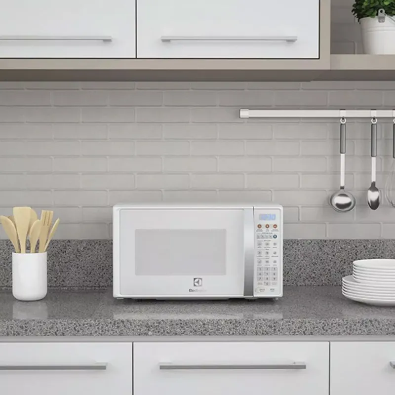 Micro-ondas Electrolux 20L Branco com Função Tira Odor e Descongelar MTO30 - Imagem 2